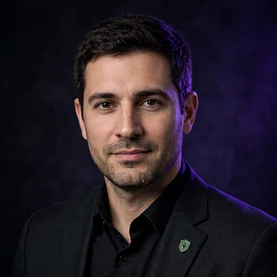 Adrian Novak, Android Security Analyst